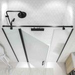Divisória de duche frontal OPEN 2 painéis fixos – 1 porta com dobradiças em vidro ACANALADO, feita à medida. Acabamento em PRETO MATE - Image 5